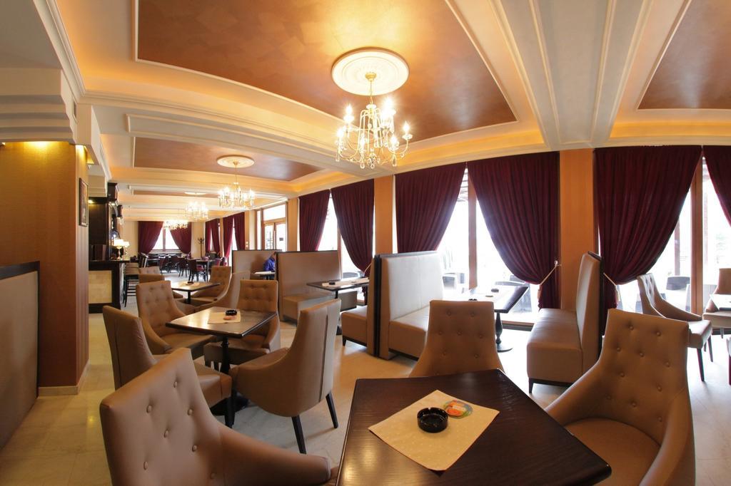 Hotel Gabriela Vişeu de Sus Exterior foto