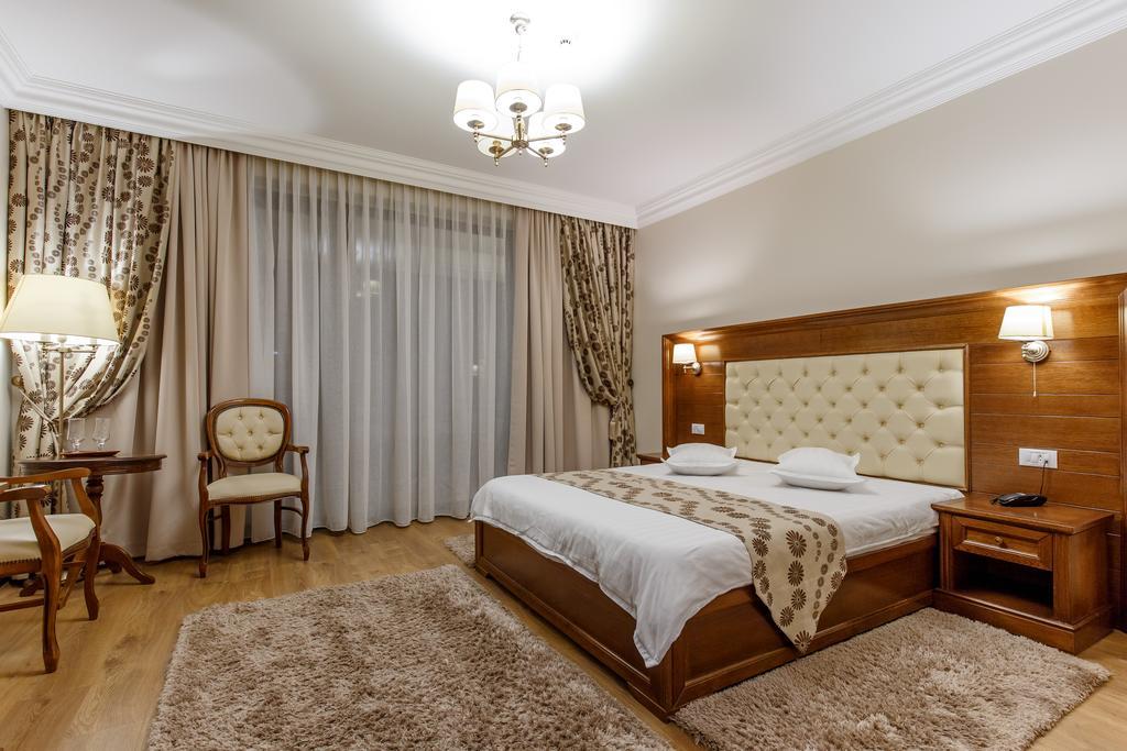 Hotel Gabriela Vişeu de Sus Exterior foto